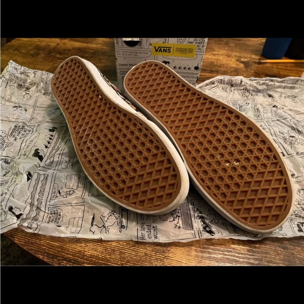 VANS. - Picture 3 of 3